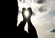 天涯论坛乔任梁事件：一场网络暴力的血色哀歌